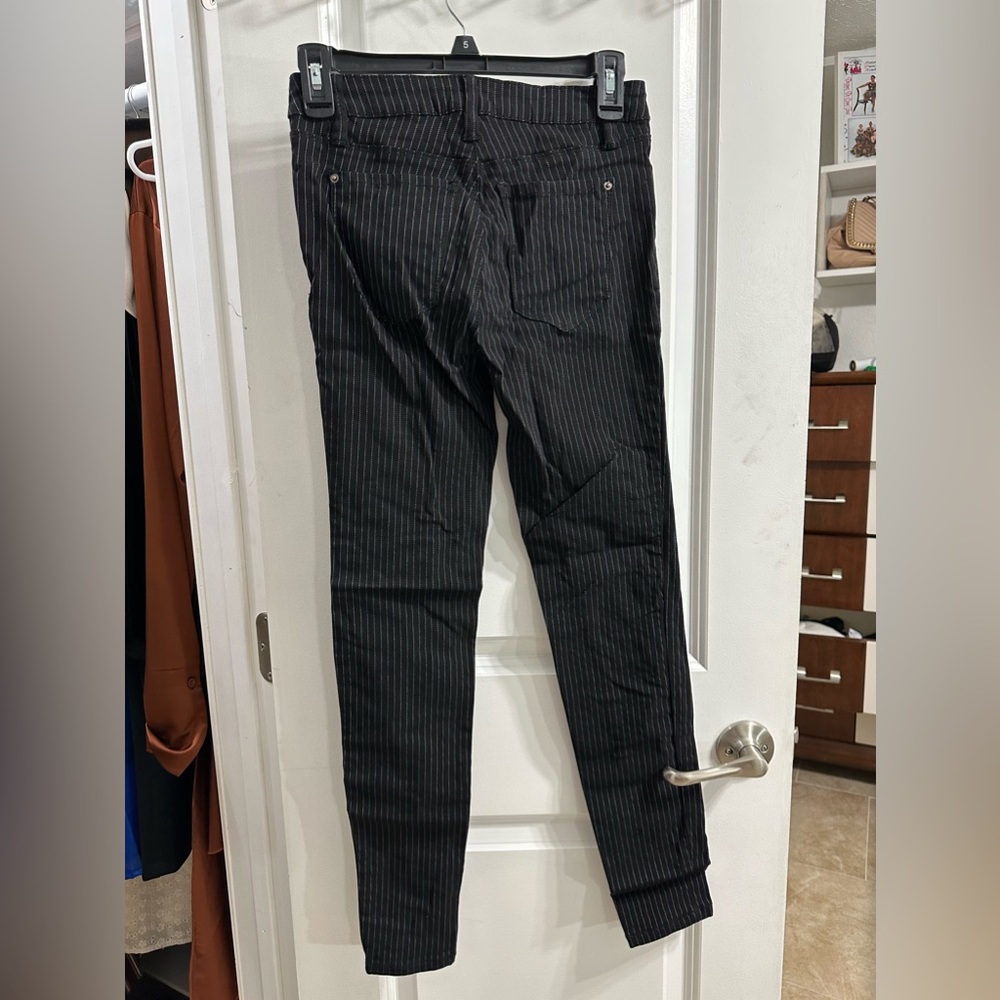 Jeans - Picture 2 of 2